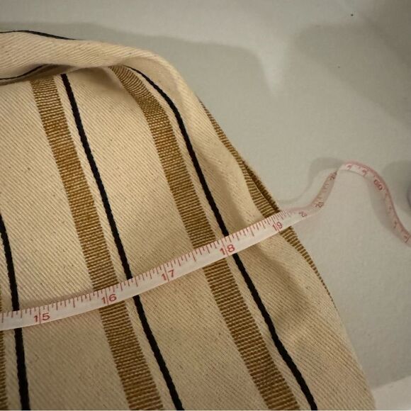 NWOT-Lush Messenger Tote Bag - Picture 7 of 9